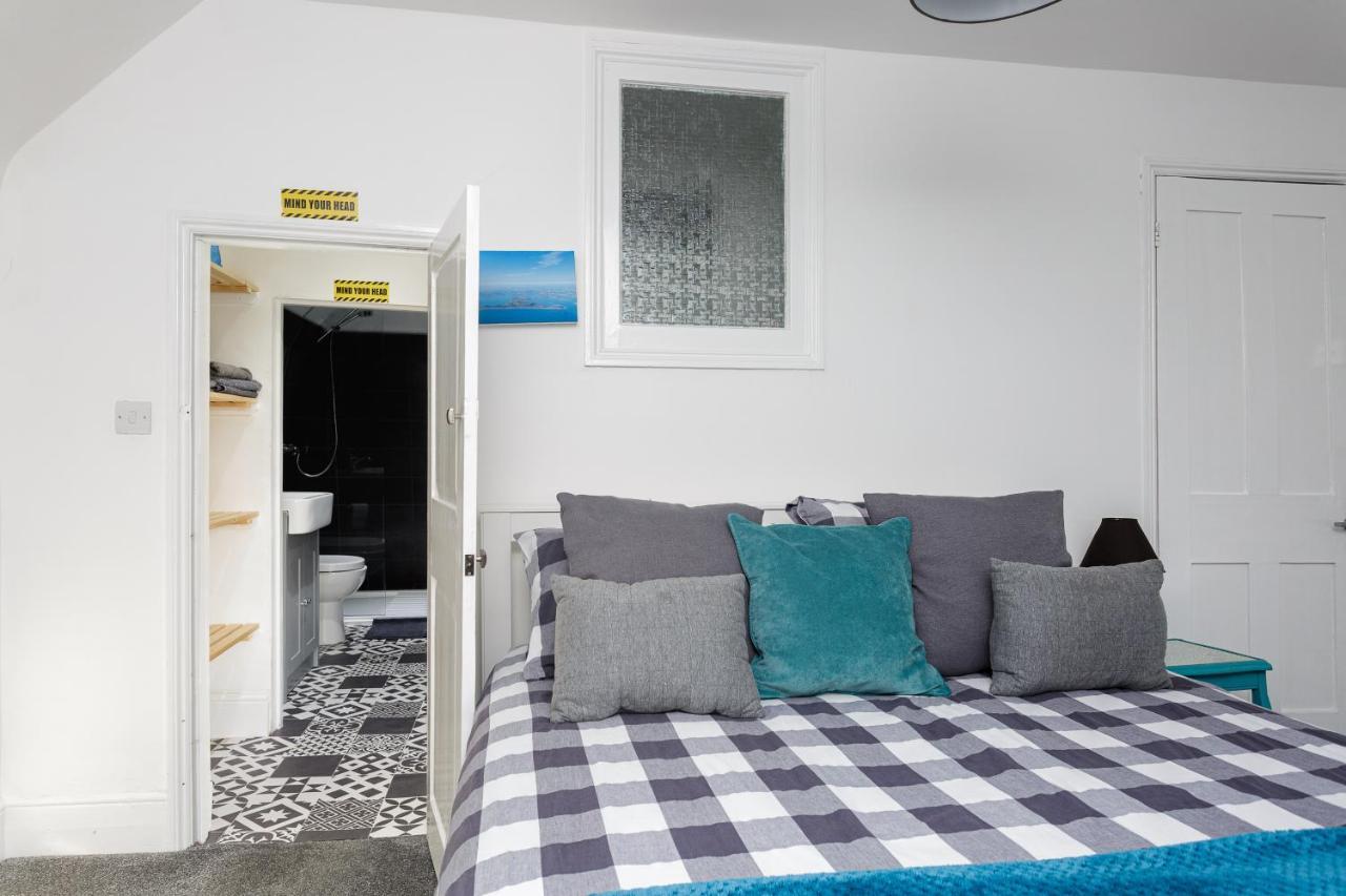 At The Heart & Soul Of Southsea Apartment *
