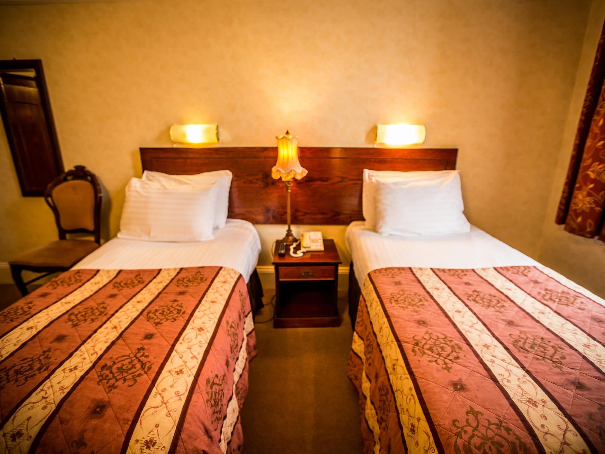 Hotel The Queens