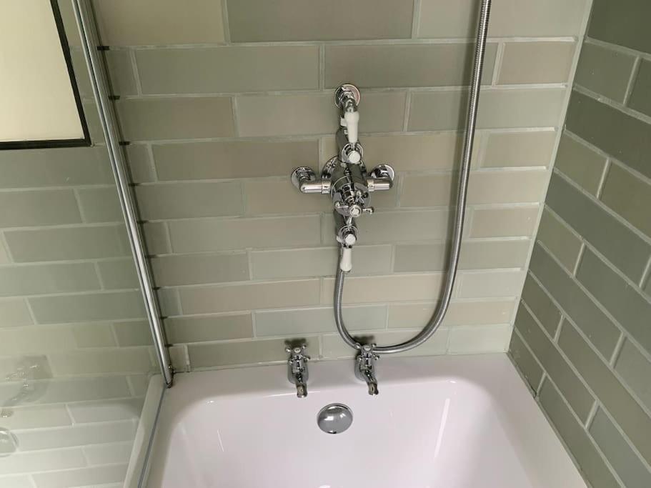 Napier - A Beautiful House In The Southsea Location Apartment *