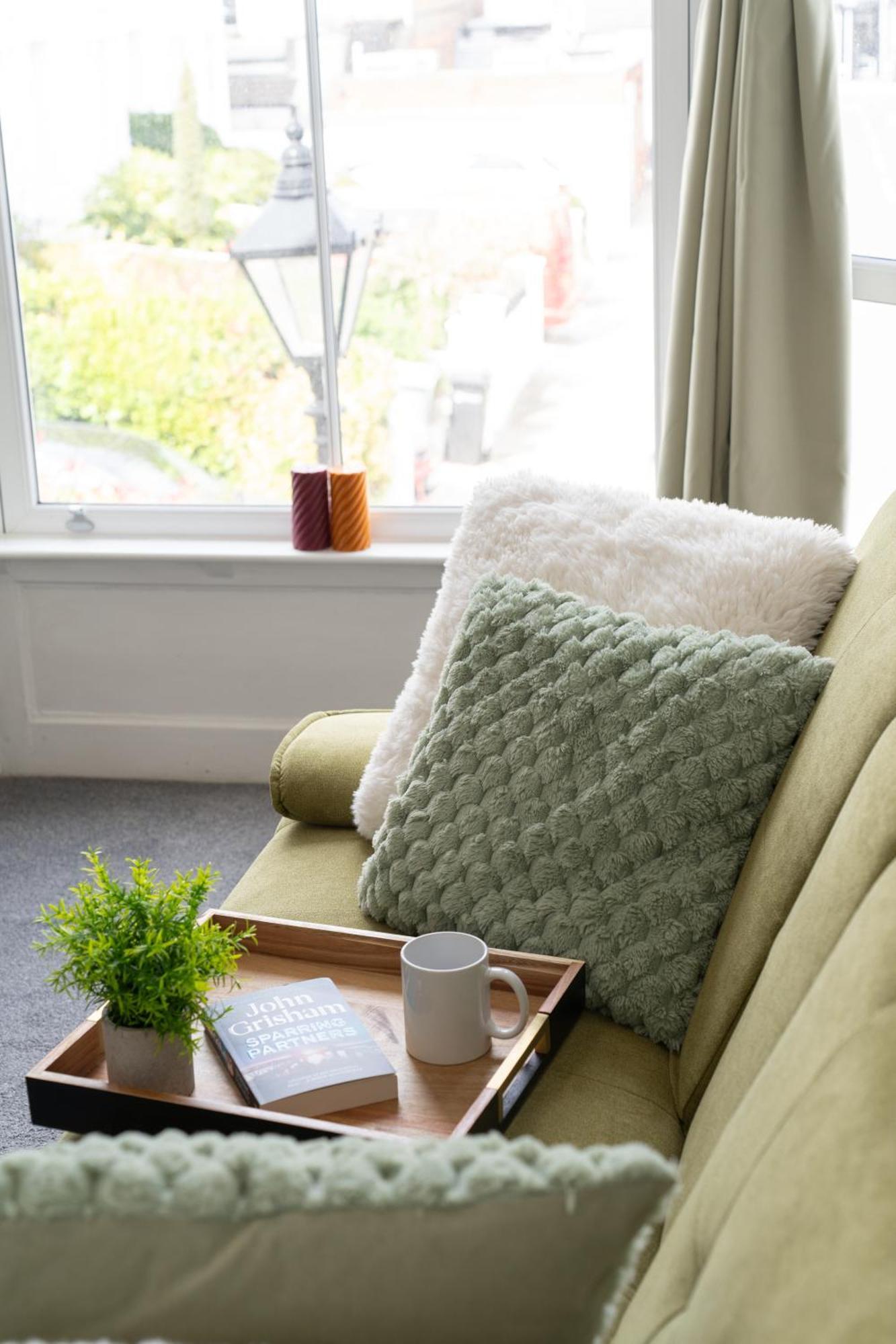 Open Mind - Cosy With 2 Beds Portsmouth