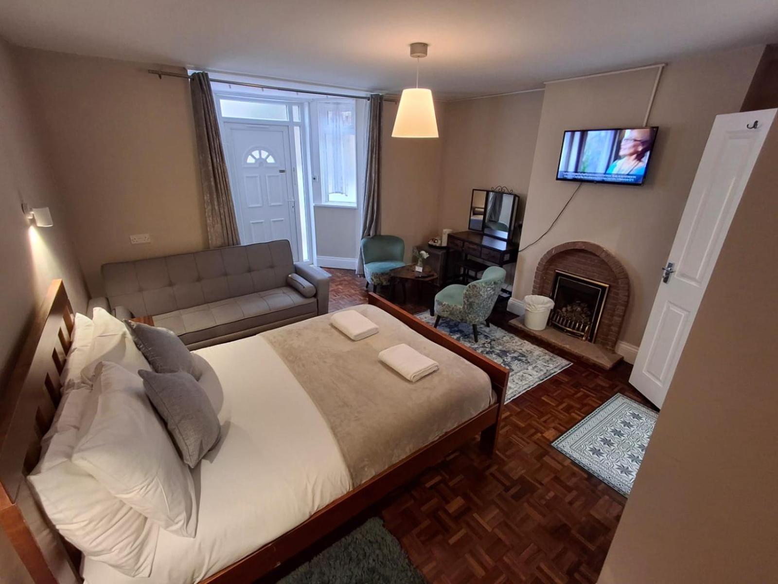 By The Sea, - En With Sea View Possible, Parking Ev 22kw Hotel *