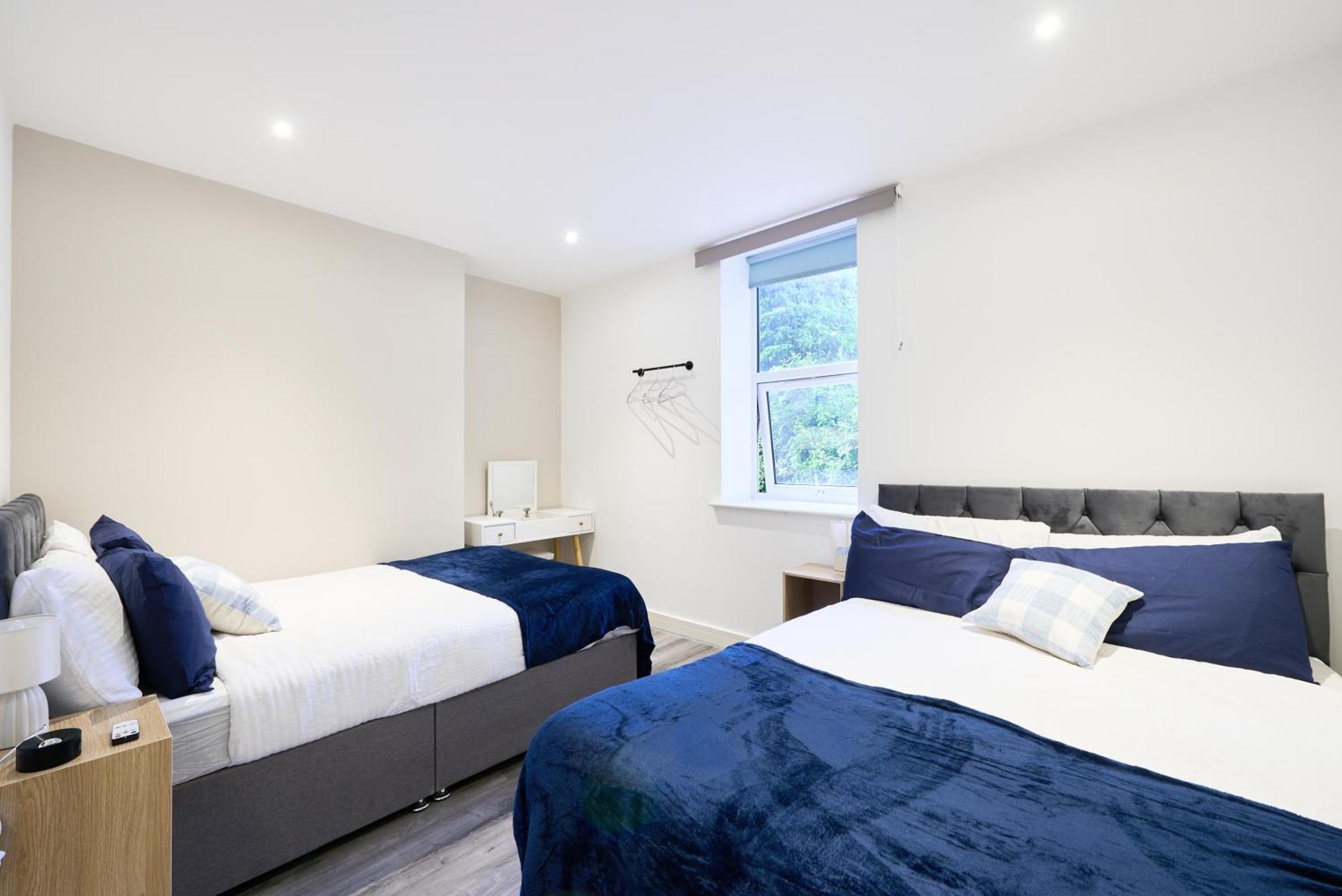 Apartment Coastal Comfort For 5