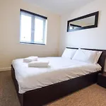 Pass The Keys 2Bed Central Apartment In Gunwharf Sleeps 4