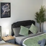 Open Mind Property - Apartment With 2 Double Beds