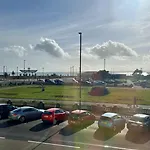 Seaview Retreat Private Parking