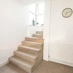 3 Bed Modern Home, Vibrant & Stylish, Sleep Upto 7