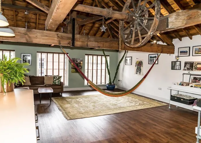 Treadgold Warehouse Penthouse