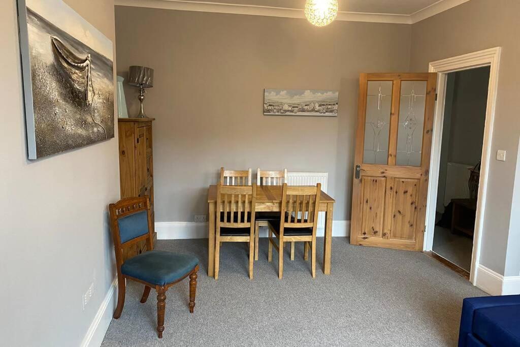 And Convenient With Private Parking * Portsmouth