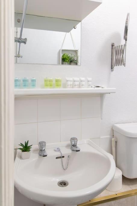 Open Mind Property - Southsea With Free Parking Apartment Portsmouth