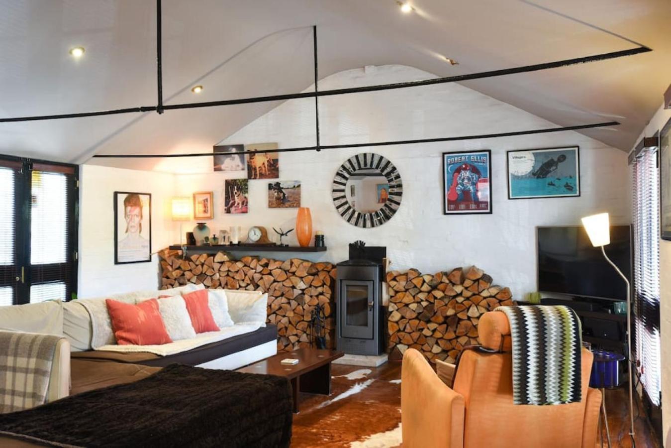 Air Maison - Unique 2 Bedroom - Old Forge In Holiday home Portsmouth