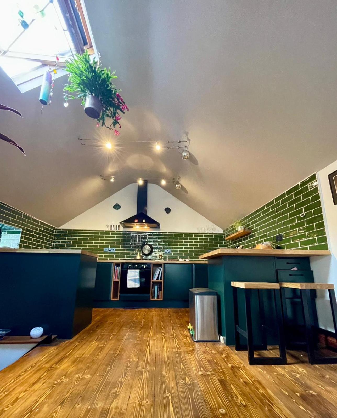 Air Maison - Unique 2 Bedroom - Old Forge In Portsmouth