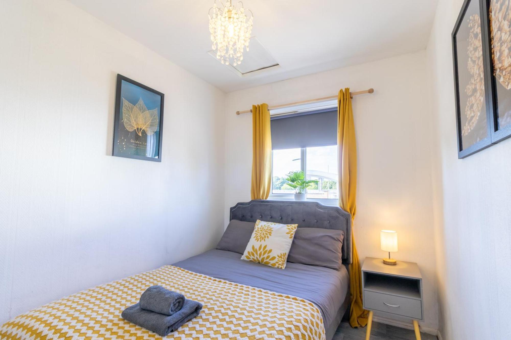 Holiday home Open Mind - Hottub, 4 Beds & 2 Free Parking *