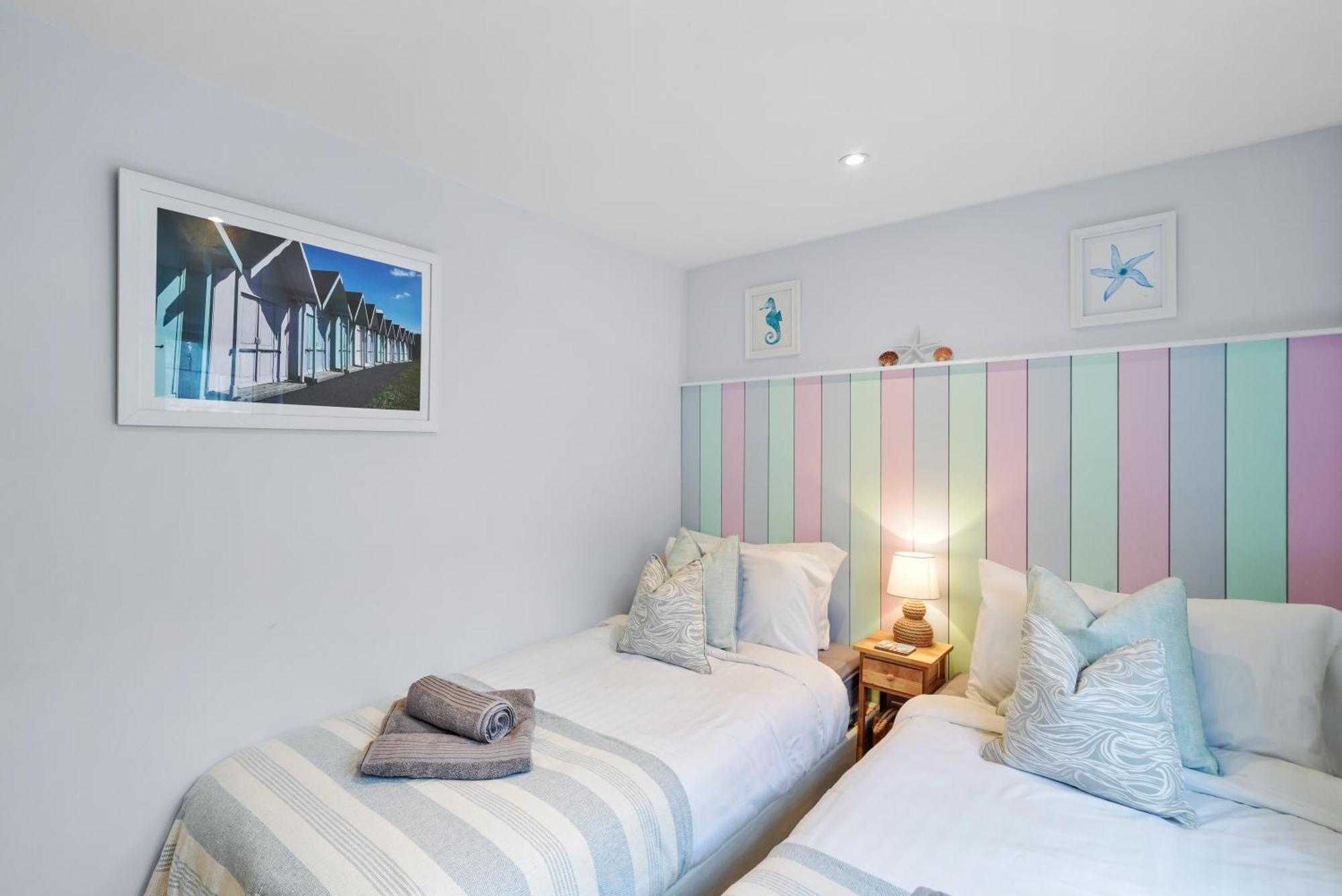 Blue Puffin Stays: Spacious 3-bed Townhouse With Free Parking Casa de férias *