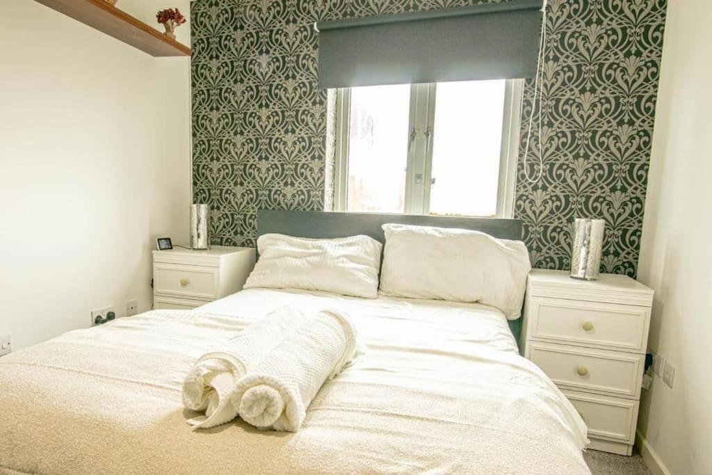 Apartment Stunning Flat At Gunwarf Quays *