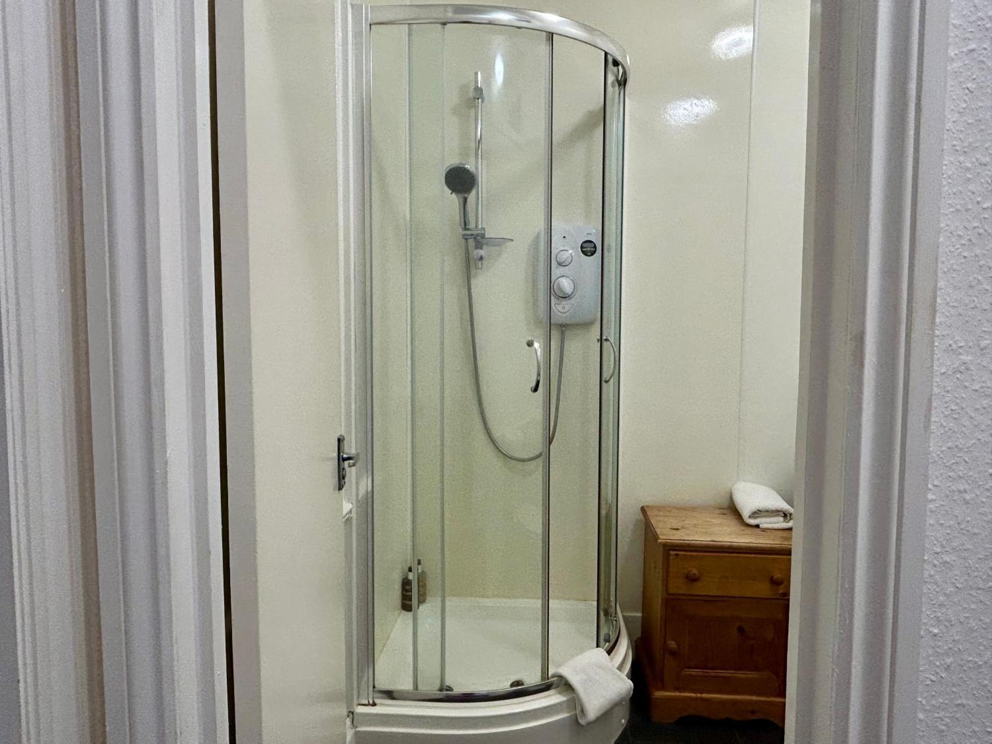 Guest house Clarence Quarters Self-catering *