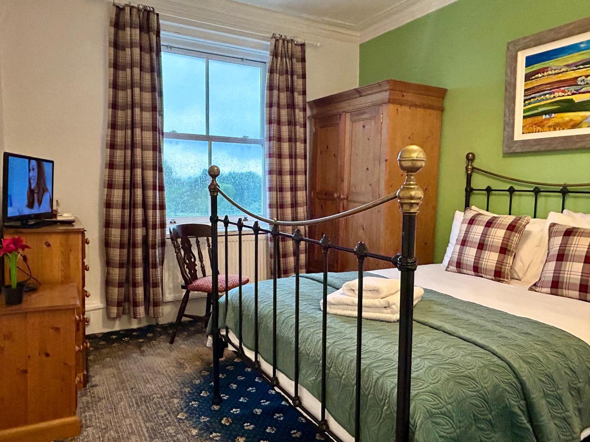 Clarence Quarters Self-catering Guest house Portsmouth