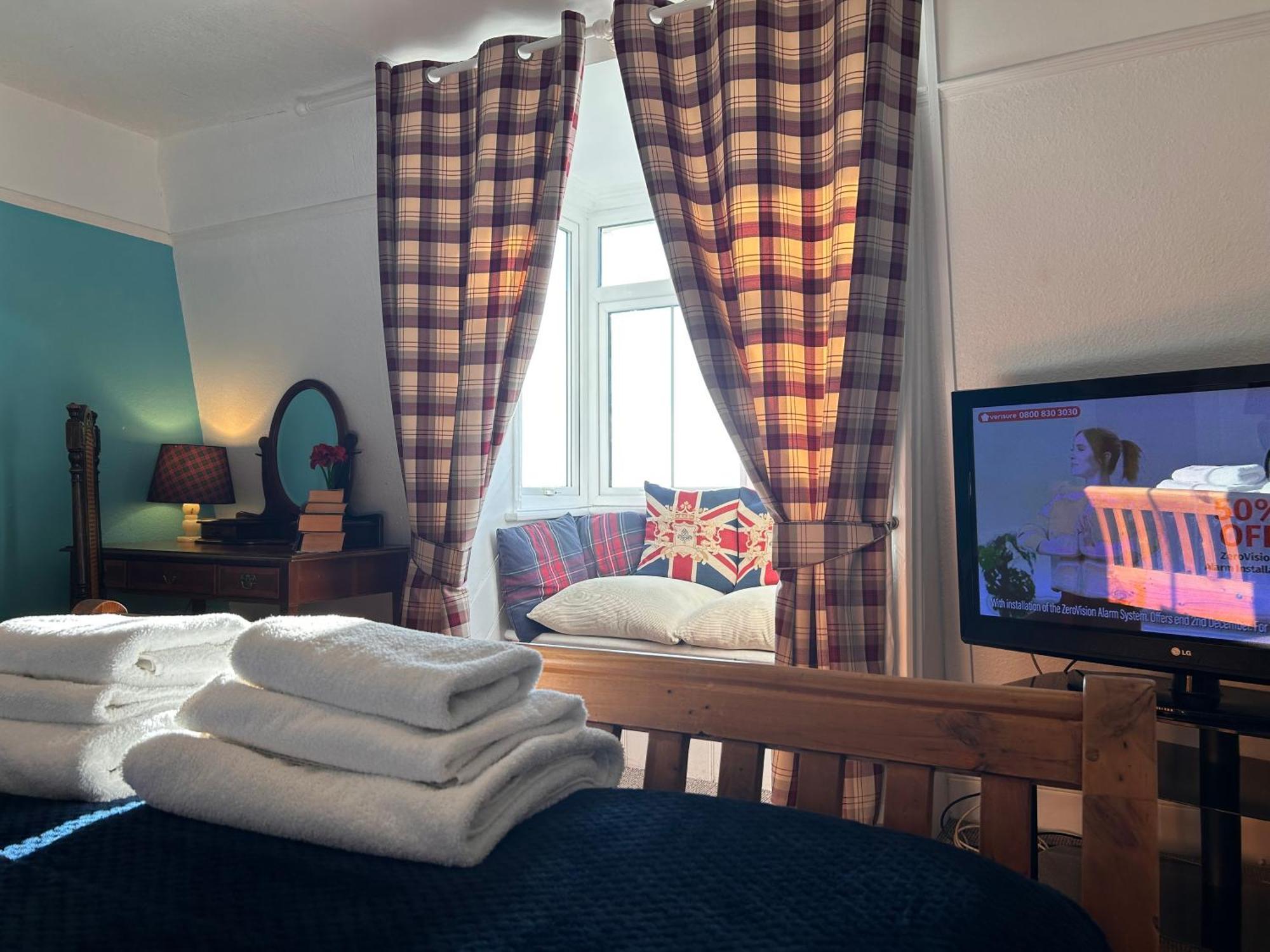 Clarence Quarters Self-catering Guest house Portsmouth
