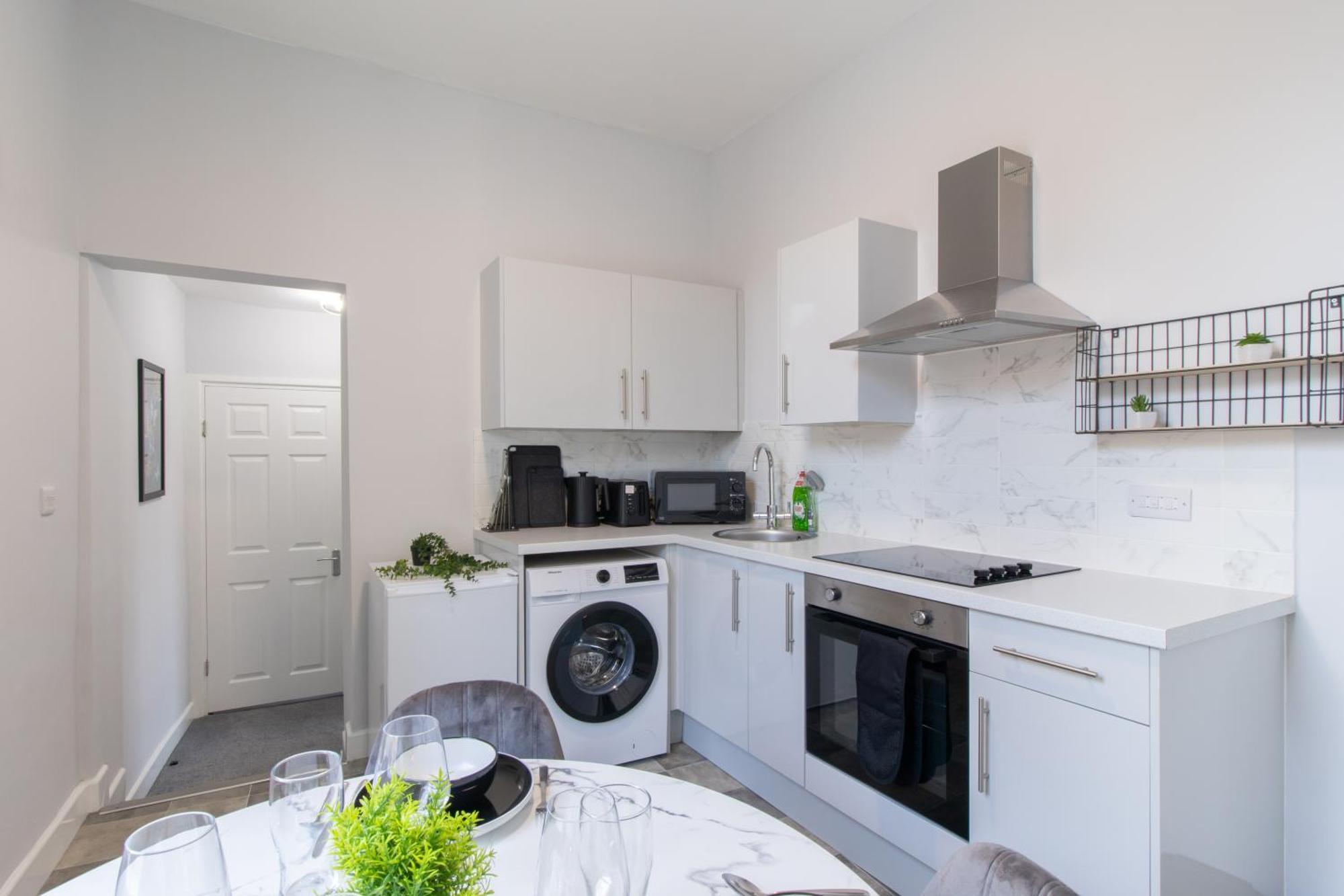 Open Mind - With 2 Double Beds Apartment Portsmouth
