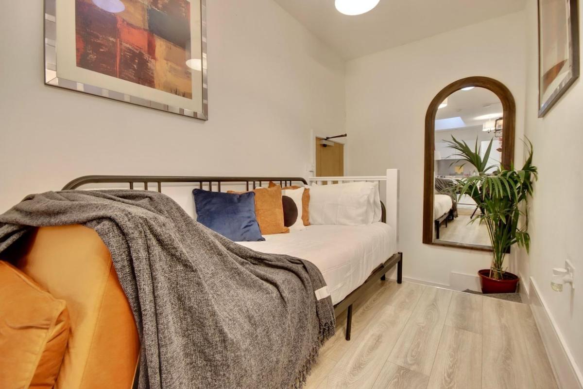 Aylward Apartments Compact Studio, Near City Centre And Gunwharf Quays Apartment Portsmouth