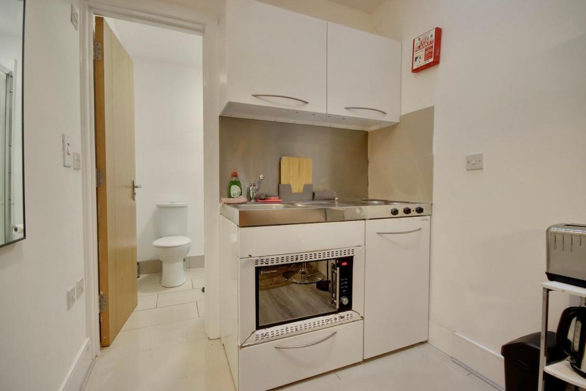 Aylward Apartments Compact Studio, Near City Centre And Gunwharf Quays * Portsmouth
