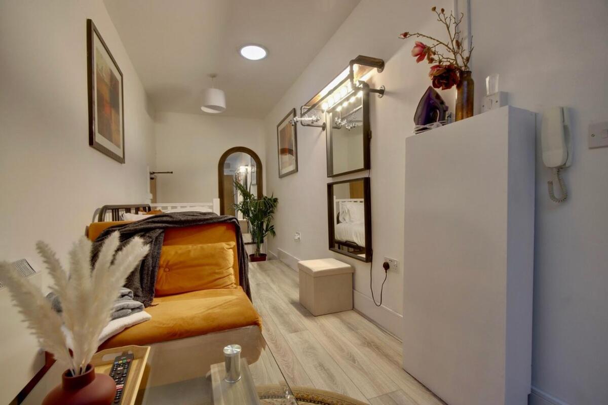 Aylward Apartments Compact Studio, Near City Centre And Gunwharf Quays * Portsmouth