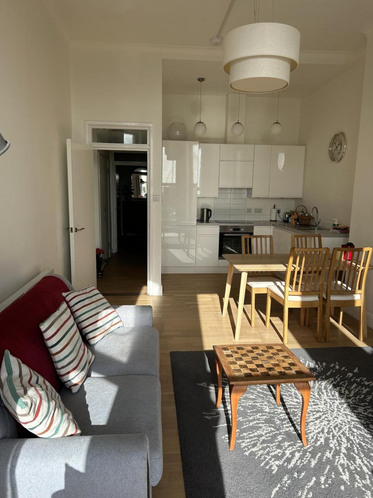Apartment Seaview Retreat Private Parking