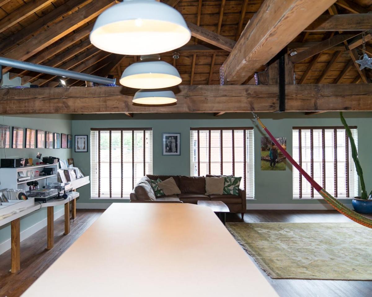 Treadgold Warehouse Penthouse *