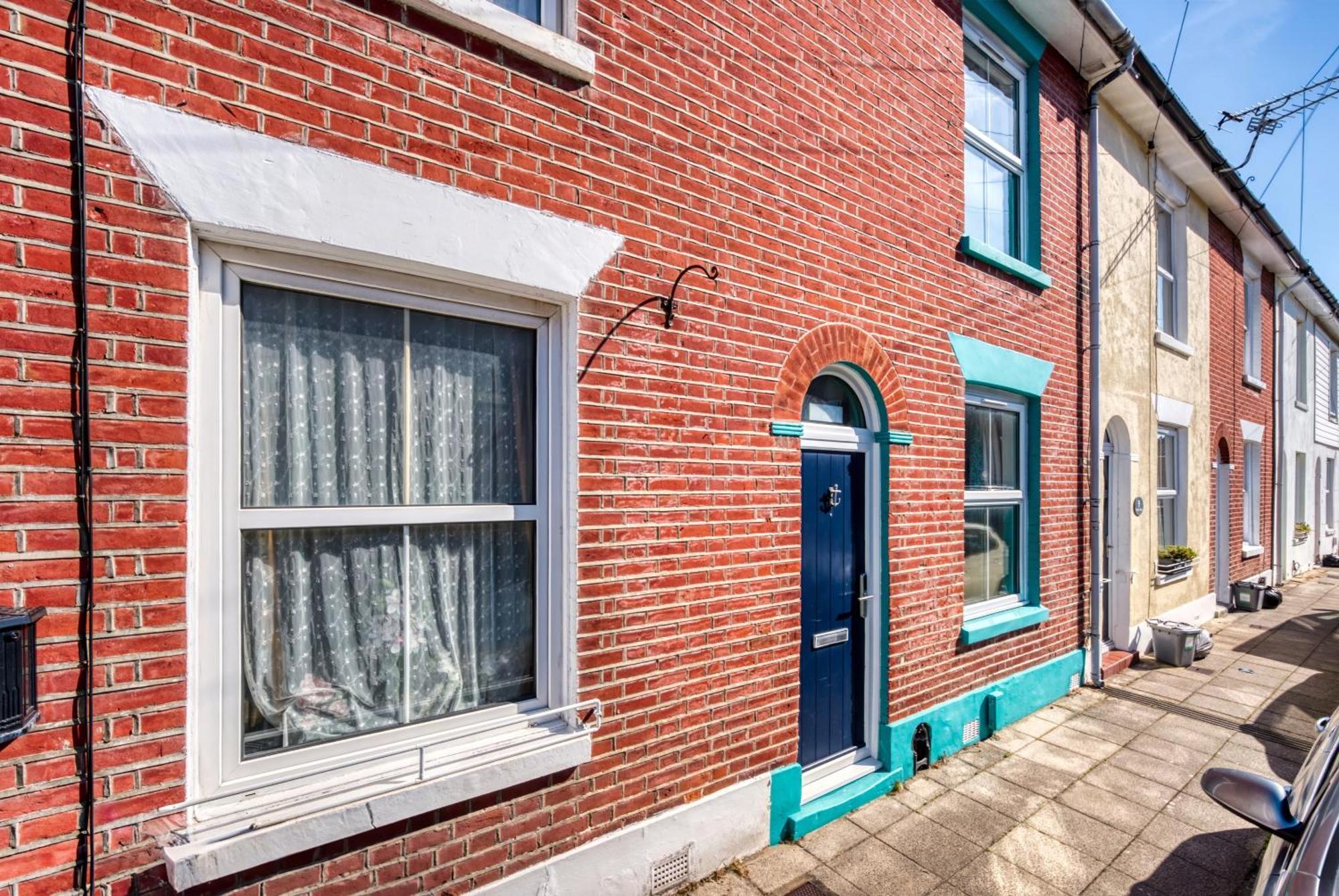 Blue Puffin Stays: Spacious 3-bed Townhouse With Free Parking * Portsmouth