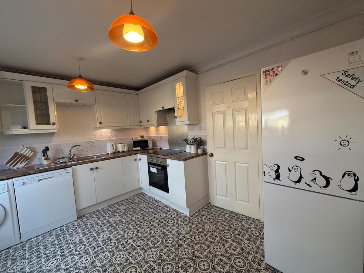 Southsea Cozy With Hot Tub Free Parking * Portsmouth