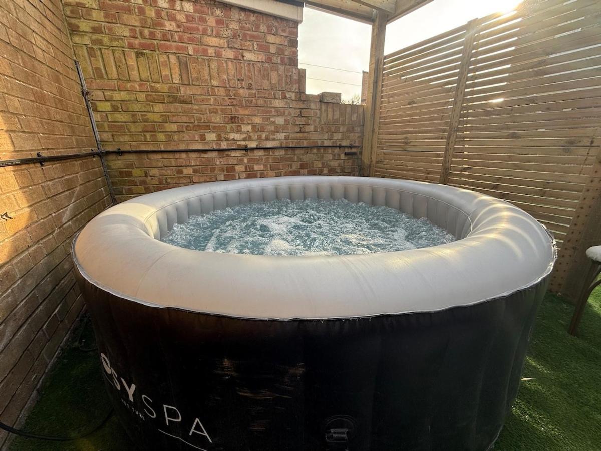 Southsea Cozy With Hot Tub Free Parking * Portsmouth