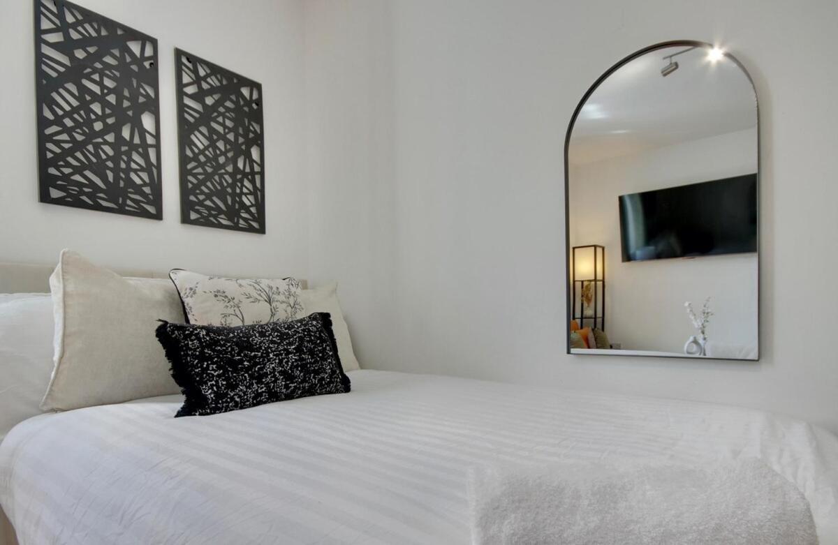 Apartment Aylward S19- Ground Floor Living Near Centre, Gunwharf Quays, And Dockyard