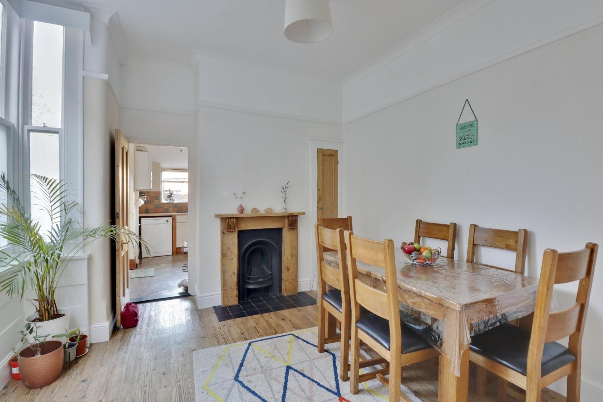 Homestay Single Facing Garden 1st Floor