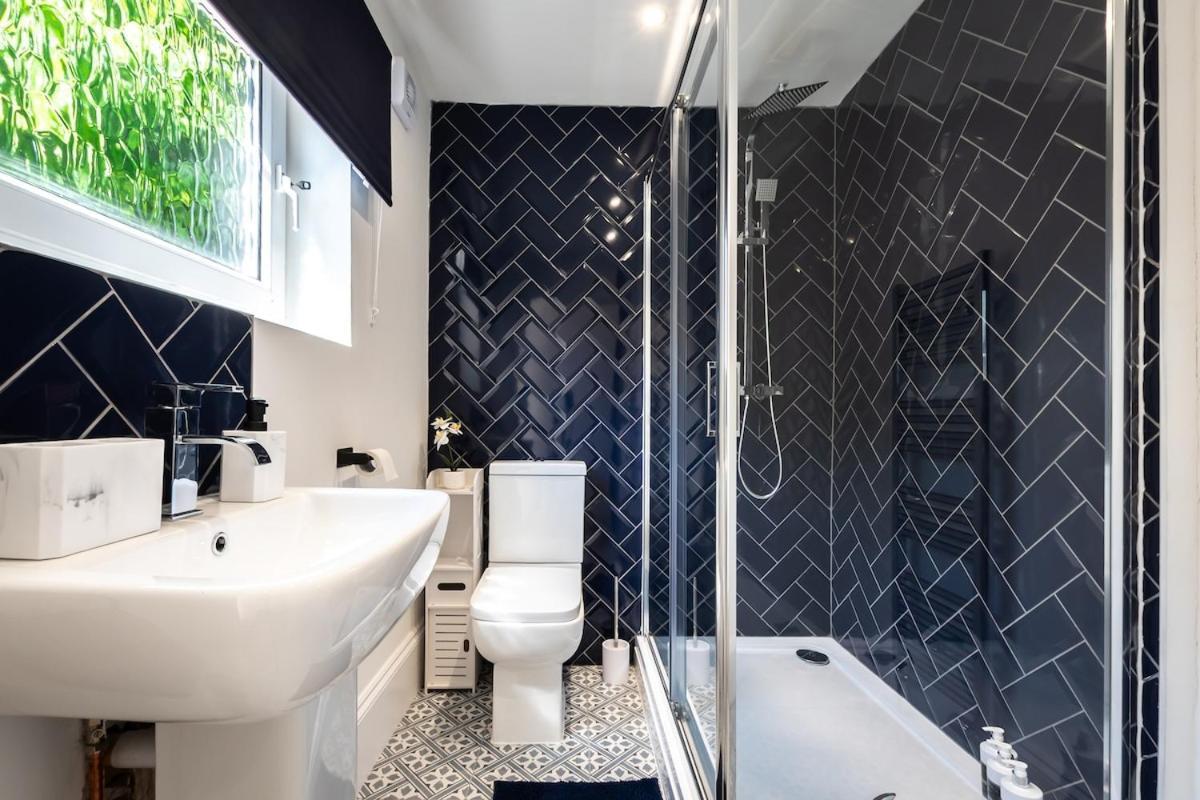 Southsea Discounts Long Free Parking Wifi Holiday home