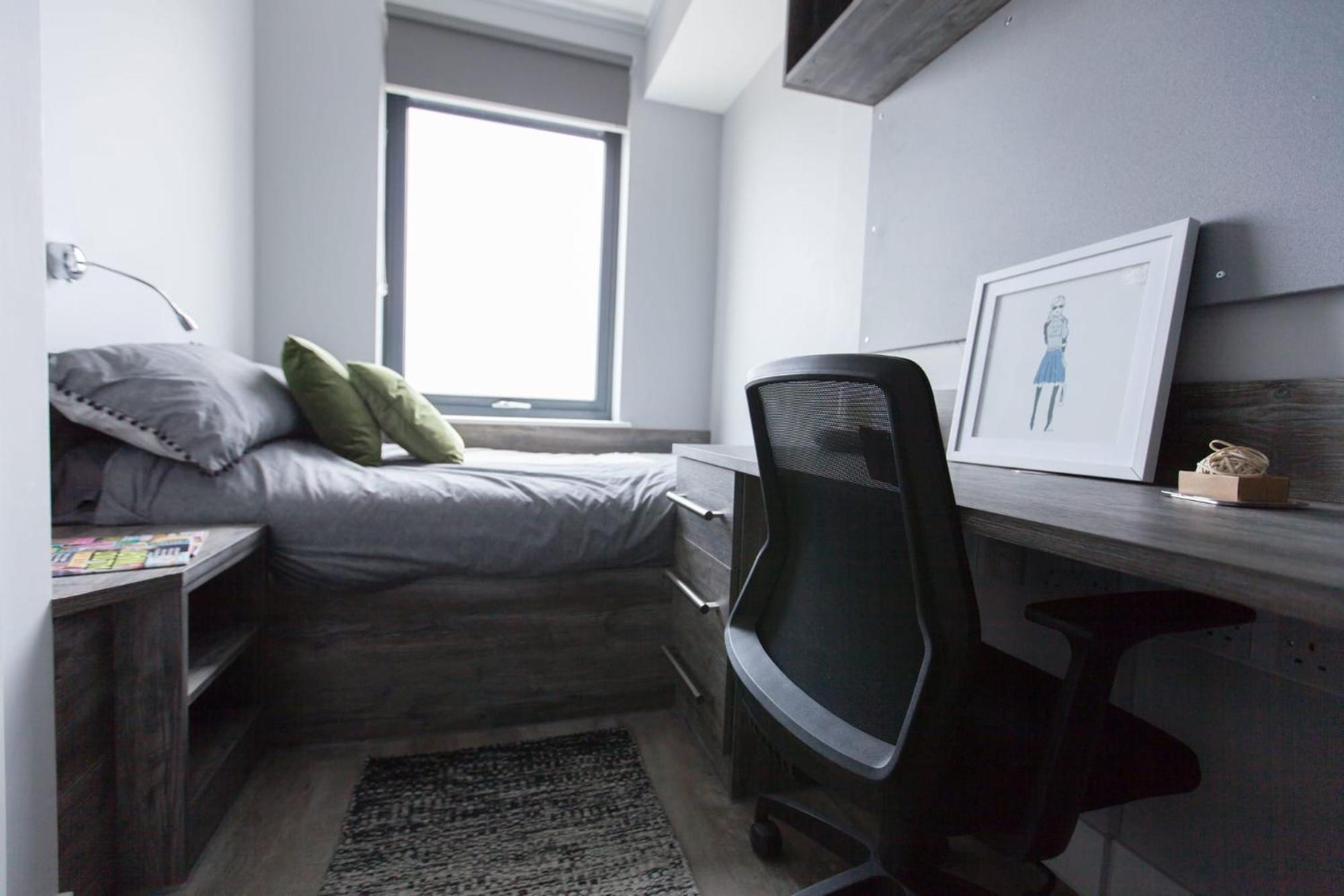 For Students Only Crown Place In Portsmouth Apartment *