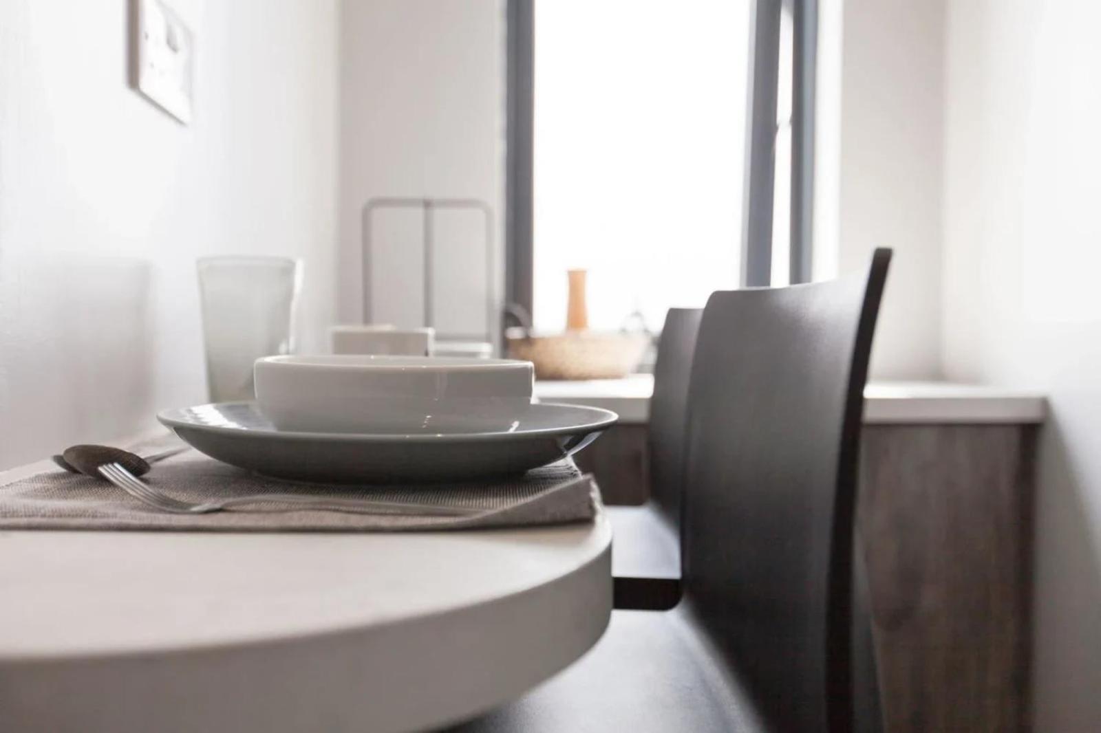 For Students Only Crown Place In Portsmouth Apartment *