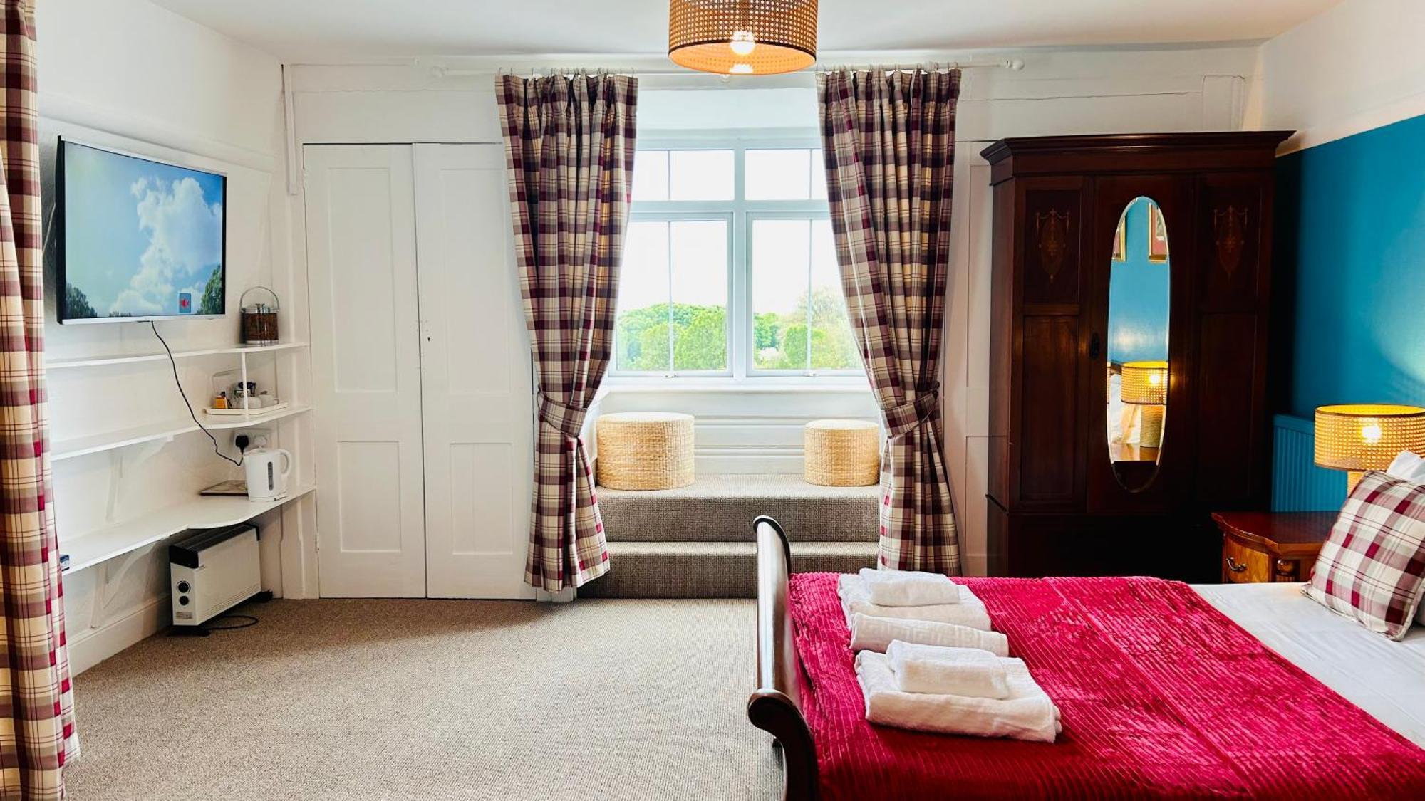 Clarence Quarters Self-catering
