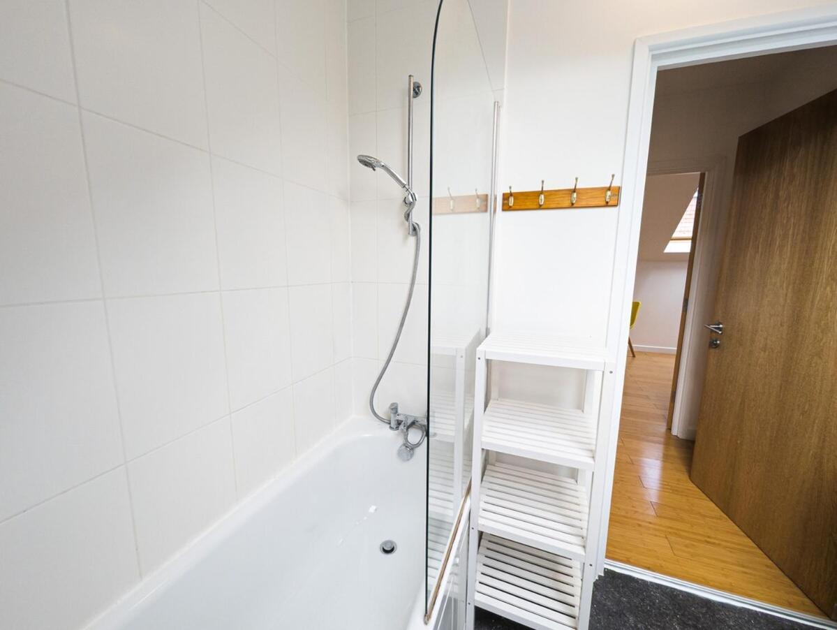 Apartment 1 Bedroom *