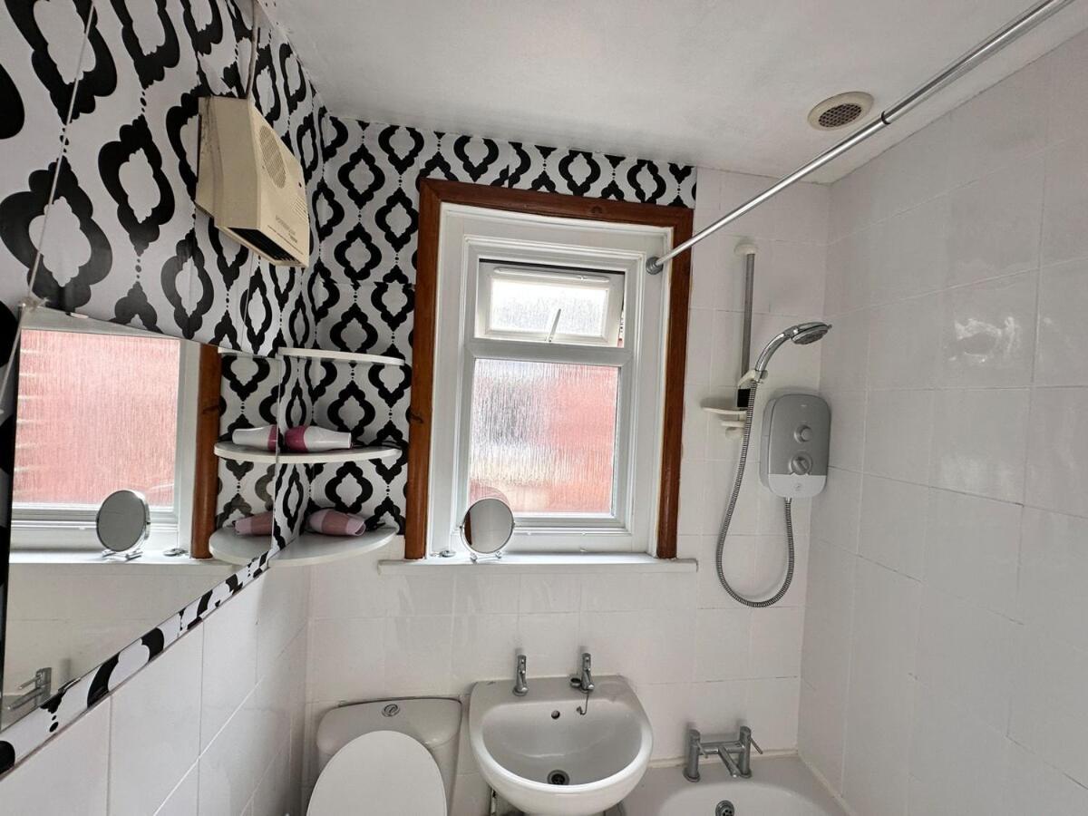 Holiday home A Tranquil Must-stay Near Fratton Train Station, With Pool Table And Private Garden *