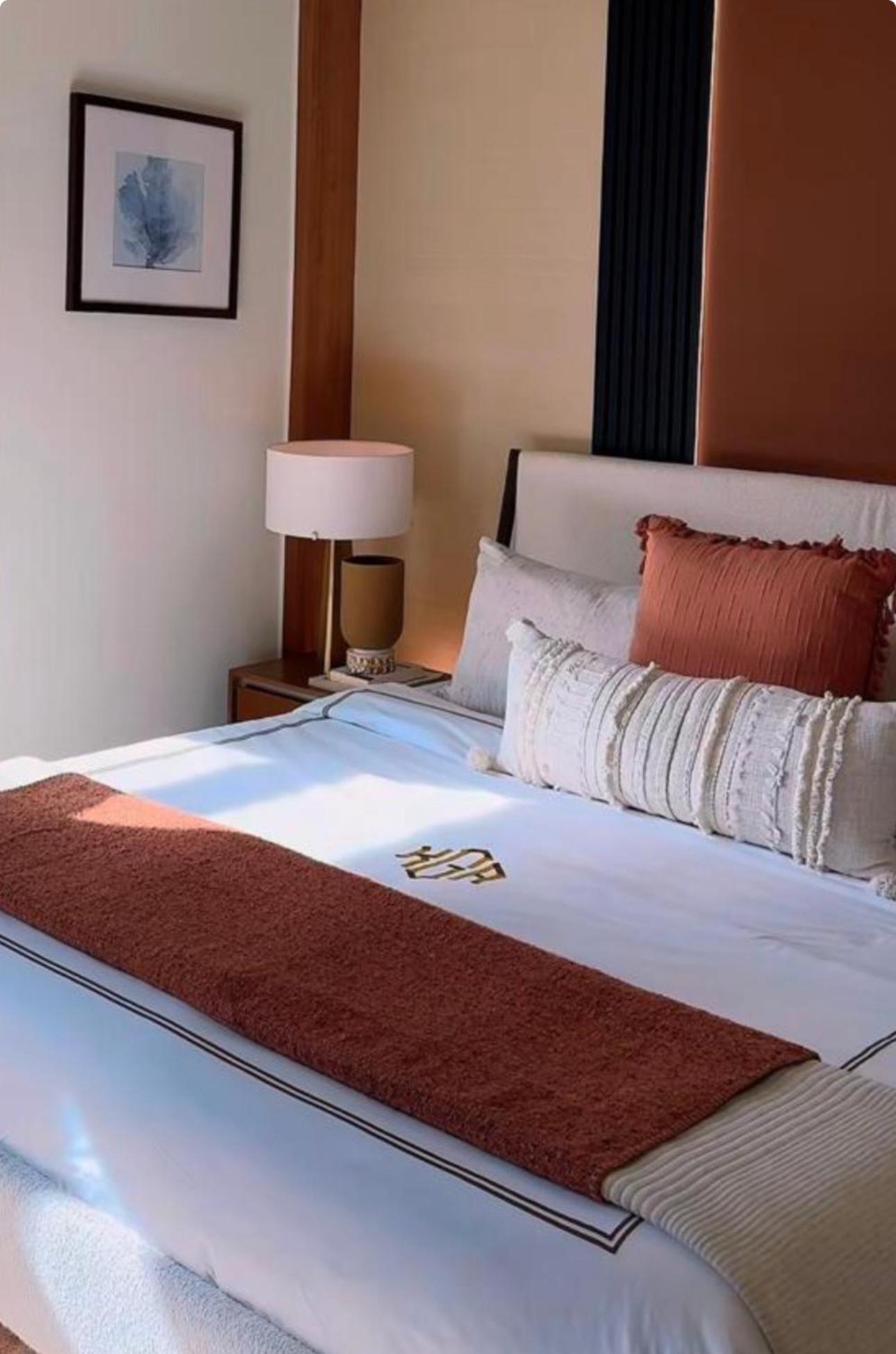Apartment Annika - 3 Bedroom House, Driveway,2 Free Parking, Sleeps 7,Cozy Garden,Pool Table *