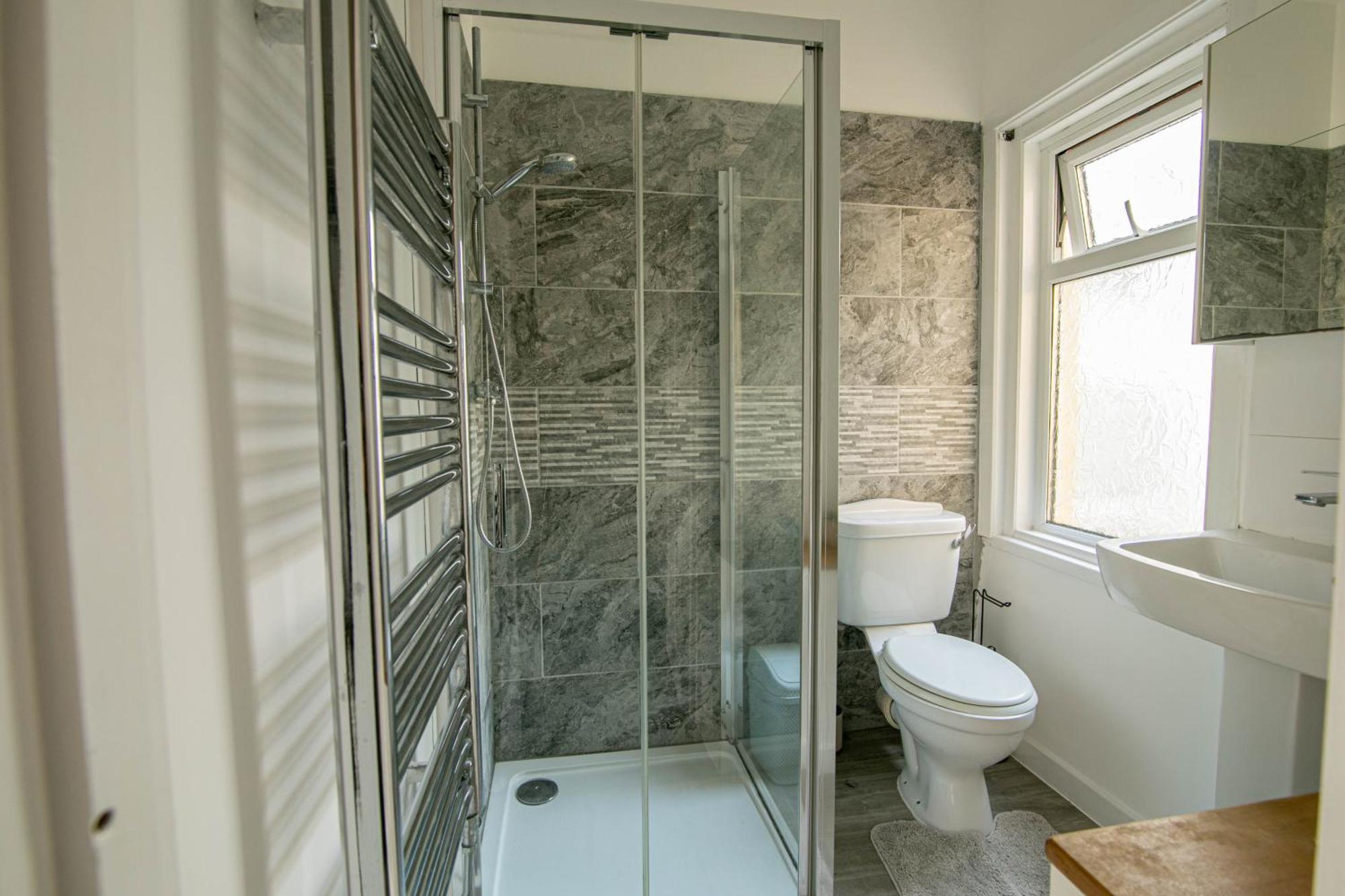 Holiday home 3 Bed Stylish & Spacious Home, Sleep Up To 7ppl