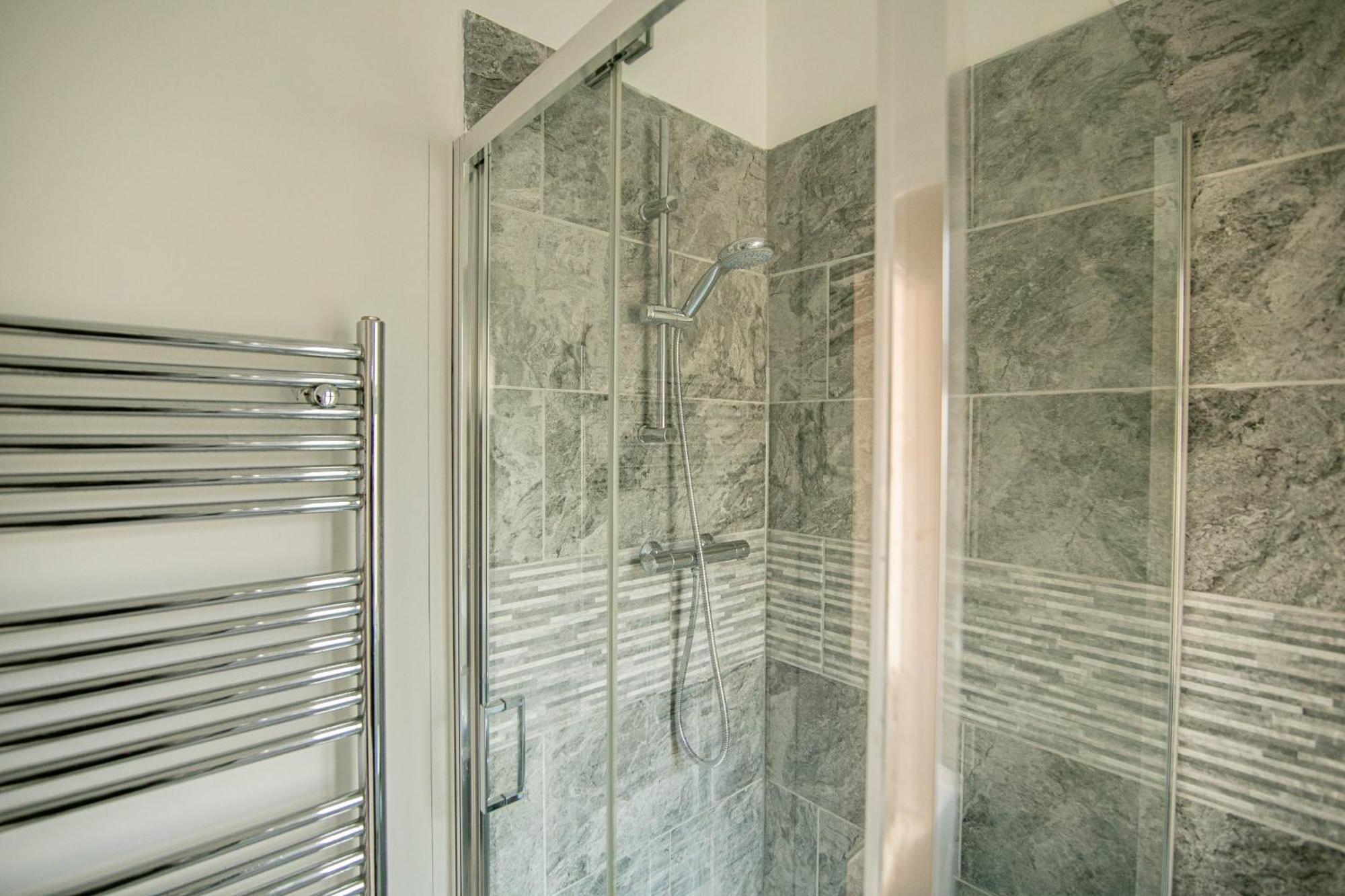 Holiday home 3 Bed Stylish & Spacious Home, Sleep Up To 7ppl *