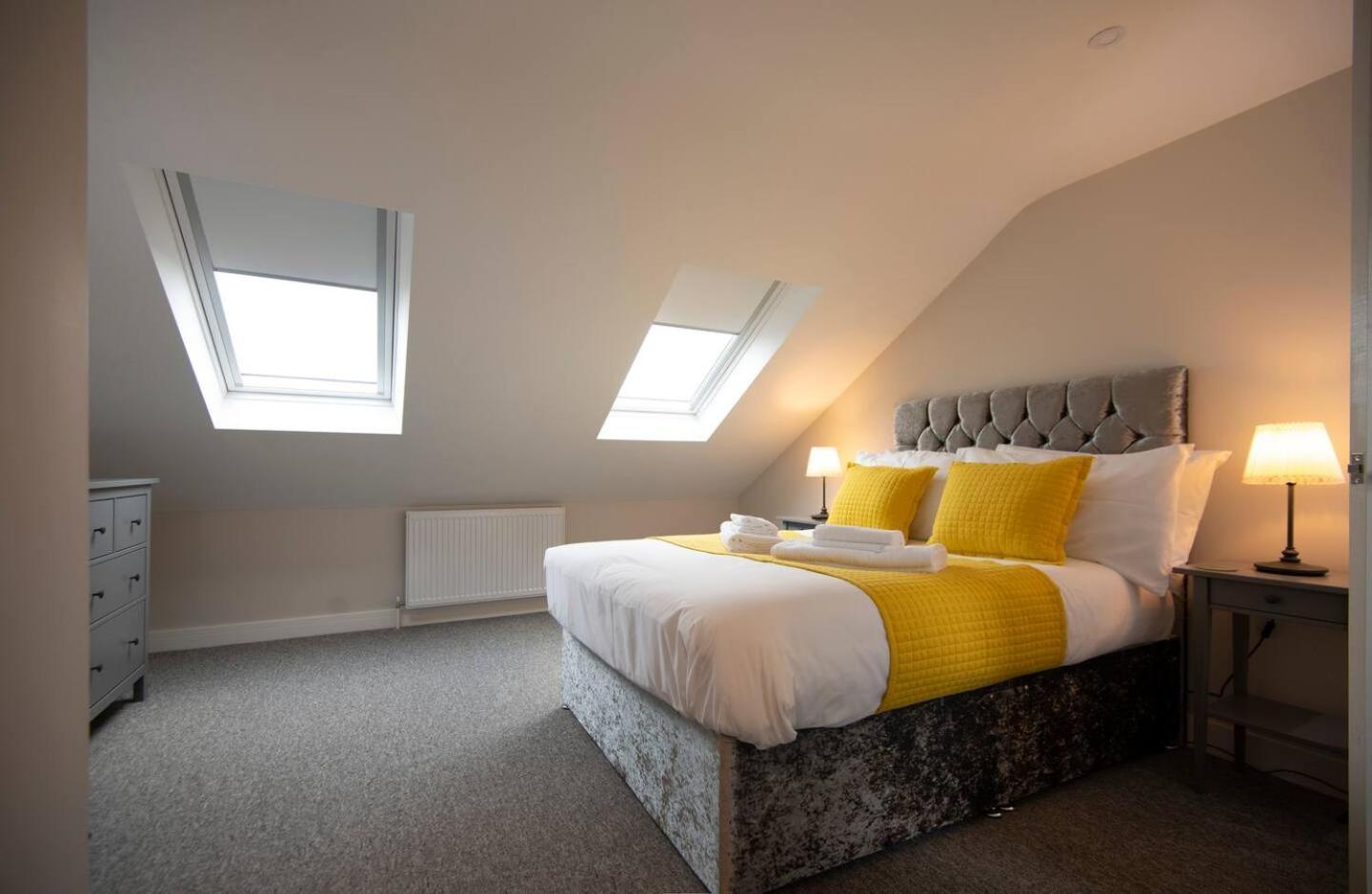 Holiday home Harold House - Modern Open Plan 4 Bedroom, 3 Bathroom House In Southsea,