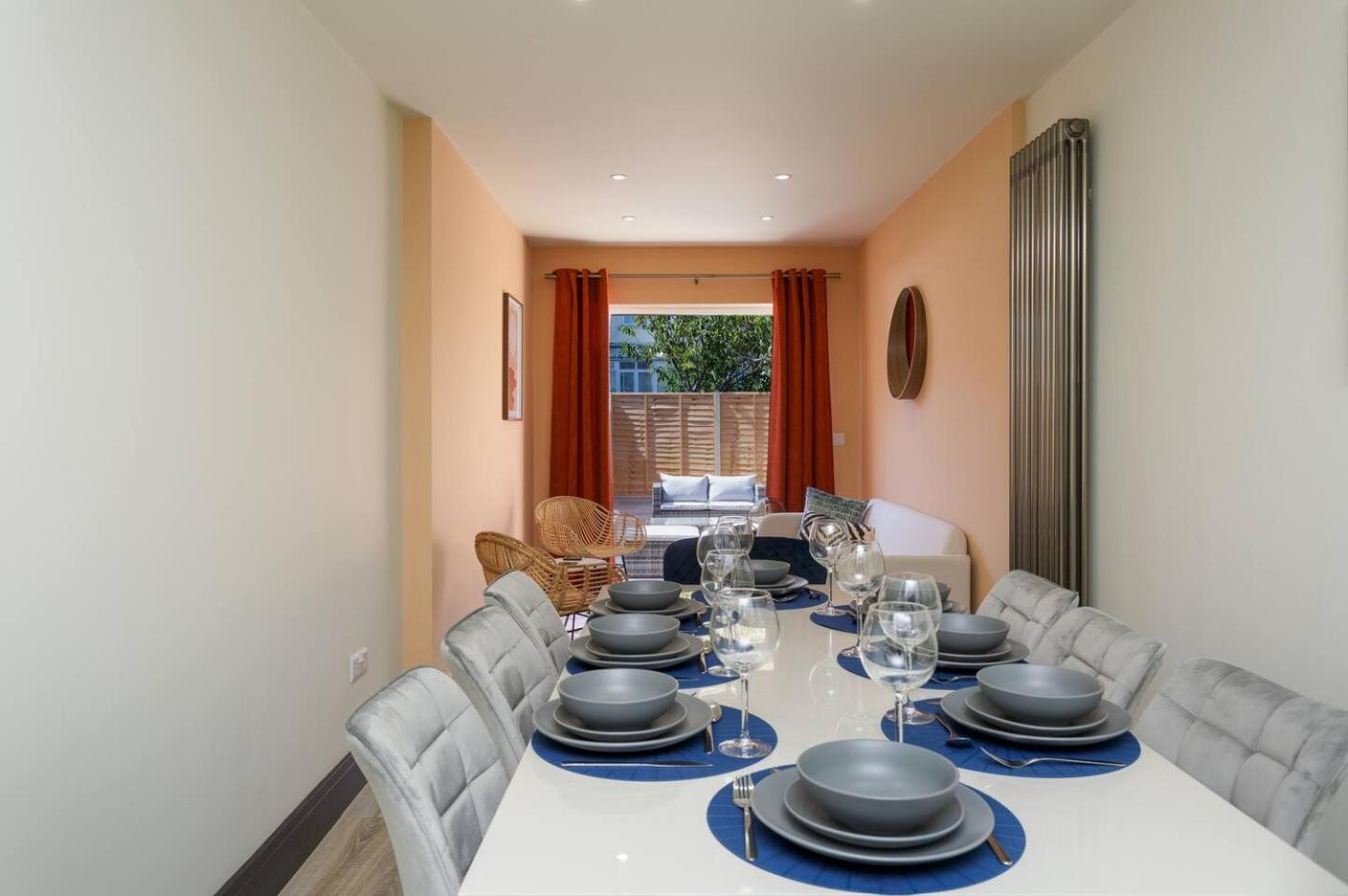 Beatrice Manor - Luxury 4 Bedroom House In Southsea, *