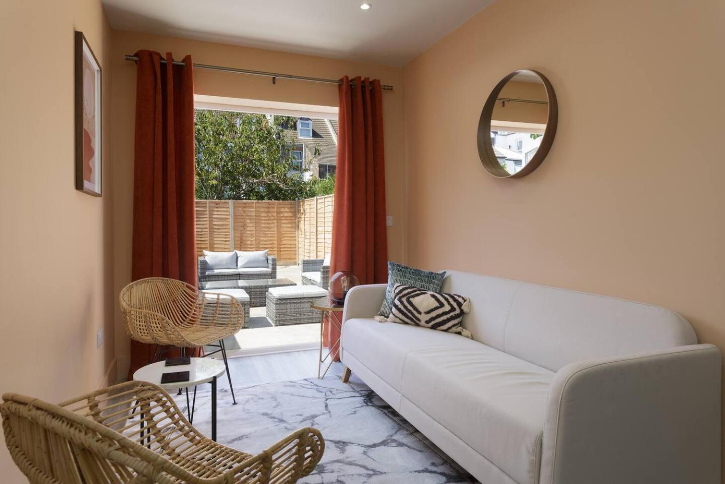 Beatrice Manor - Luxury 4 Bedroom House In Southsea, * Portsmouth