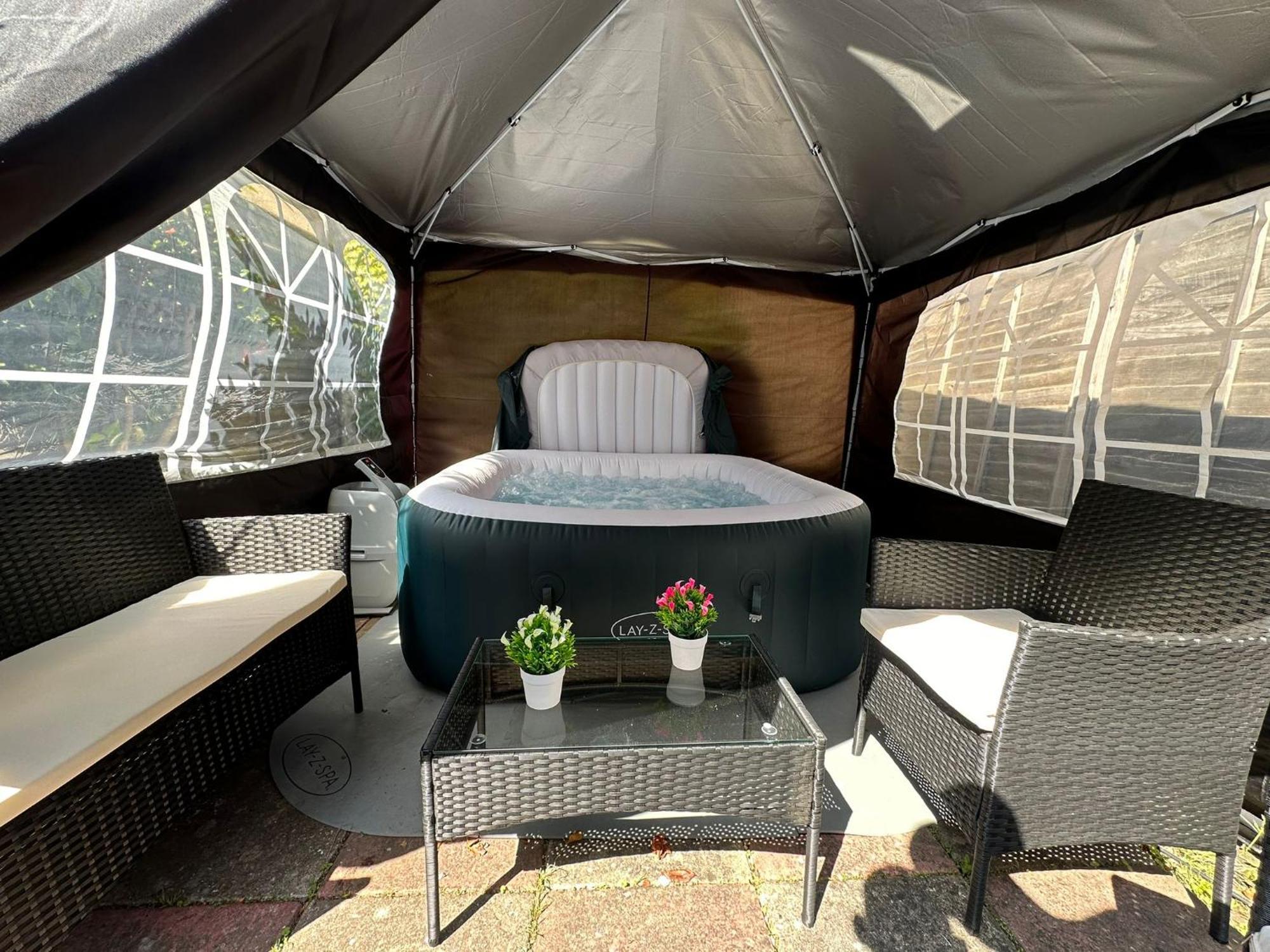 Open Mind - 9 Guests & Free Parking Apartment
