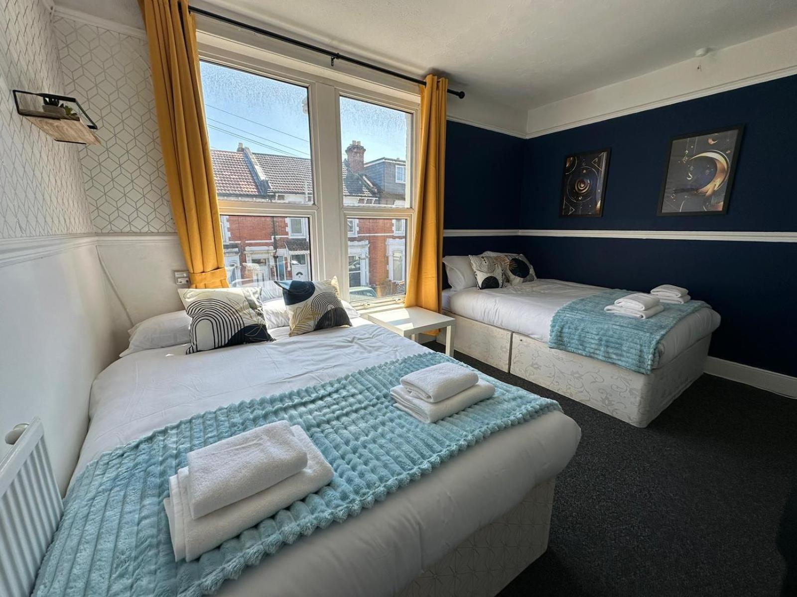 Open Mind - 9 Guests & Free Parking Apartment