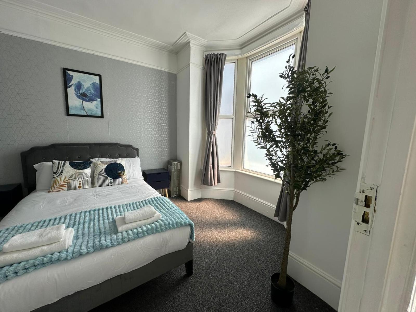 Open Mind - 9 Guests & Free Parking * Portsmouth