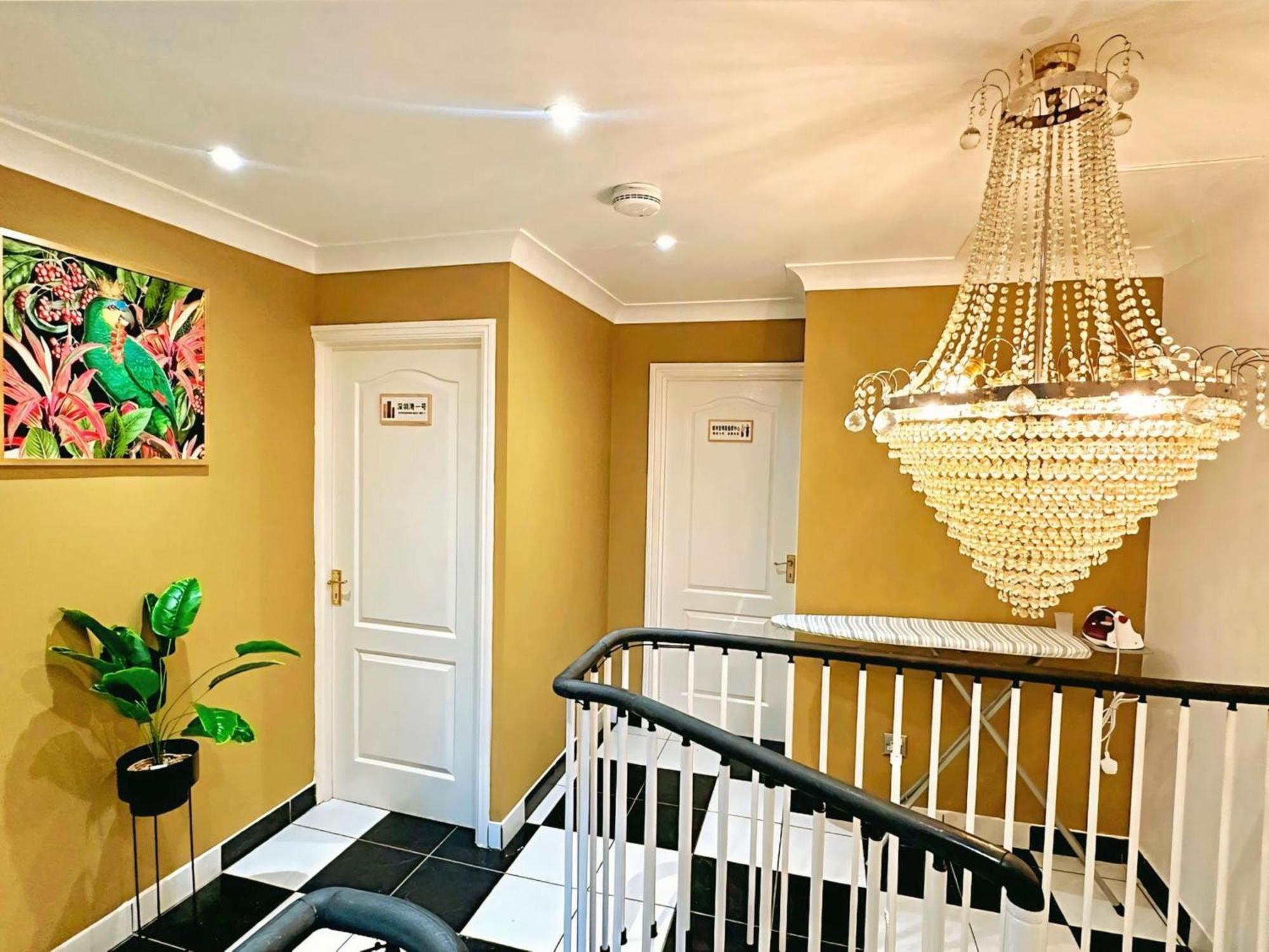 Holiday home Charming 3-bedroom House With Garden In Portsmouth, Close Parking, Train Station & Gunwharf Portsmouth
