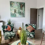 Southsea 2 Bedroom 10 Mins From Beach