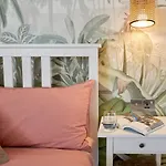 Cosy & Bright Home With Backyard In Southsea Portsmouth